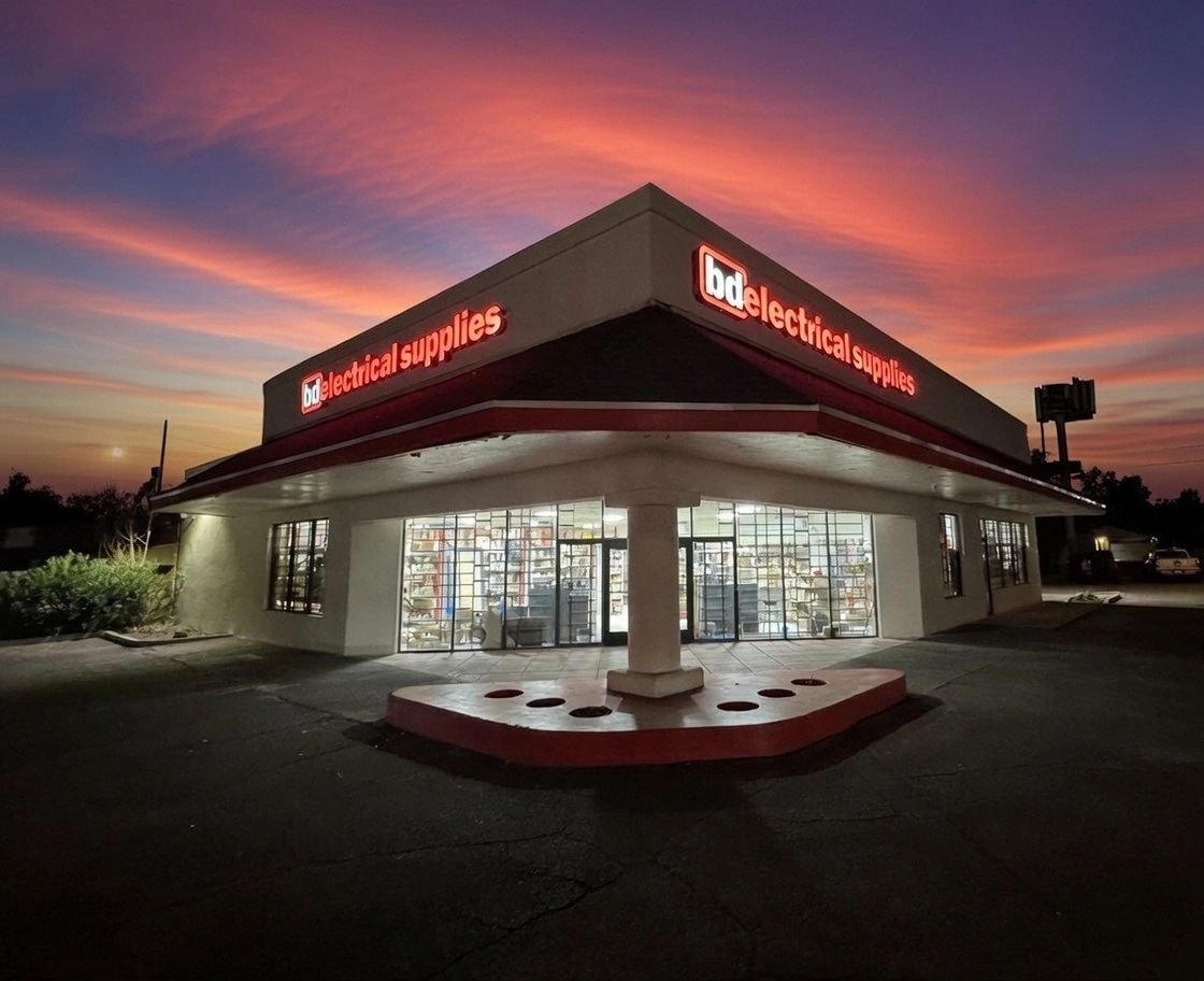 Contractor browsing electrical supplies at Black Diamond Supply Phoenix